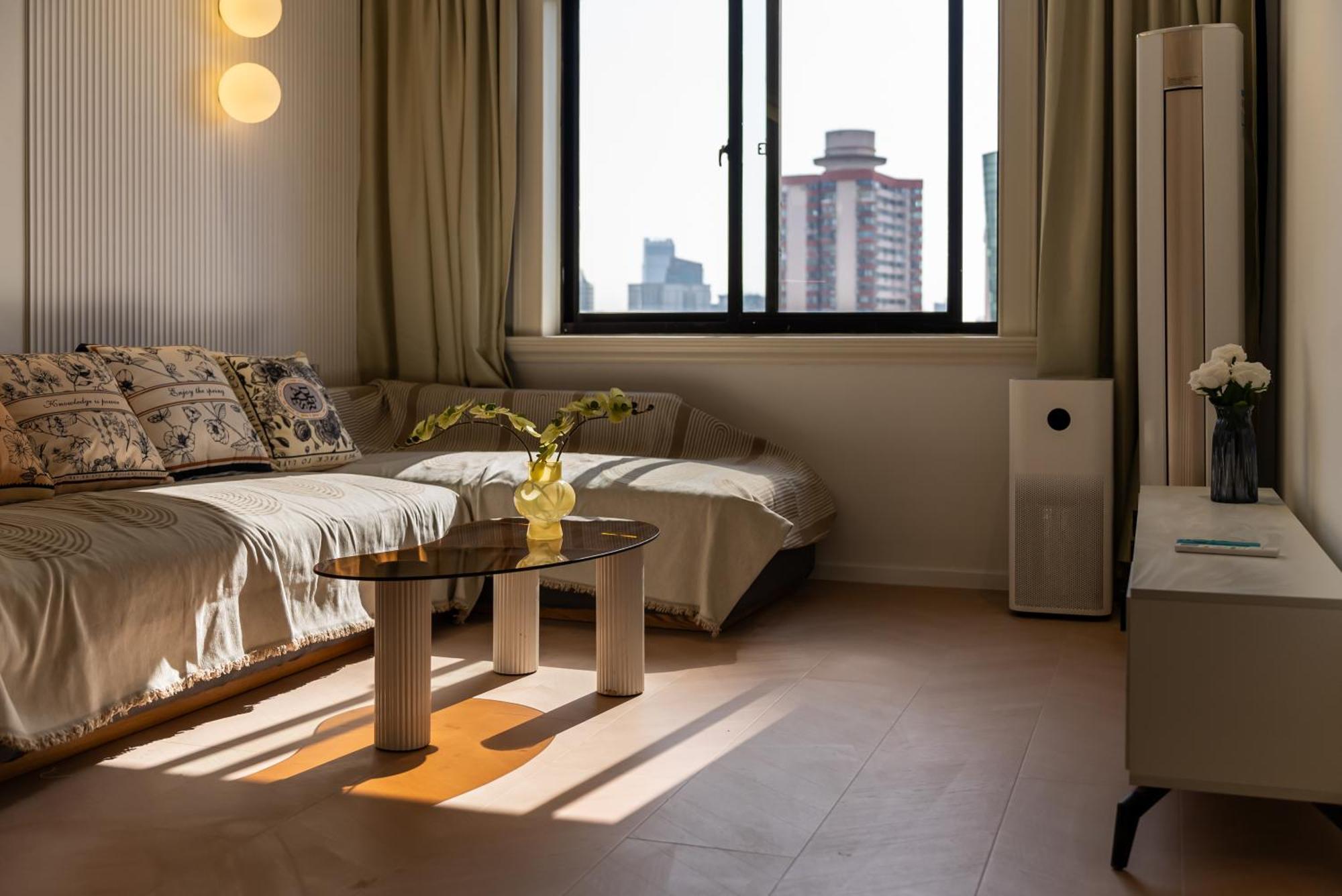 Apartment Downtown Yi Du - Near Jing'an Temple Subway 200 Meters And Shopping Mall *
