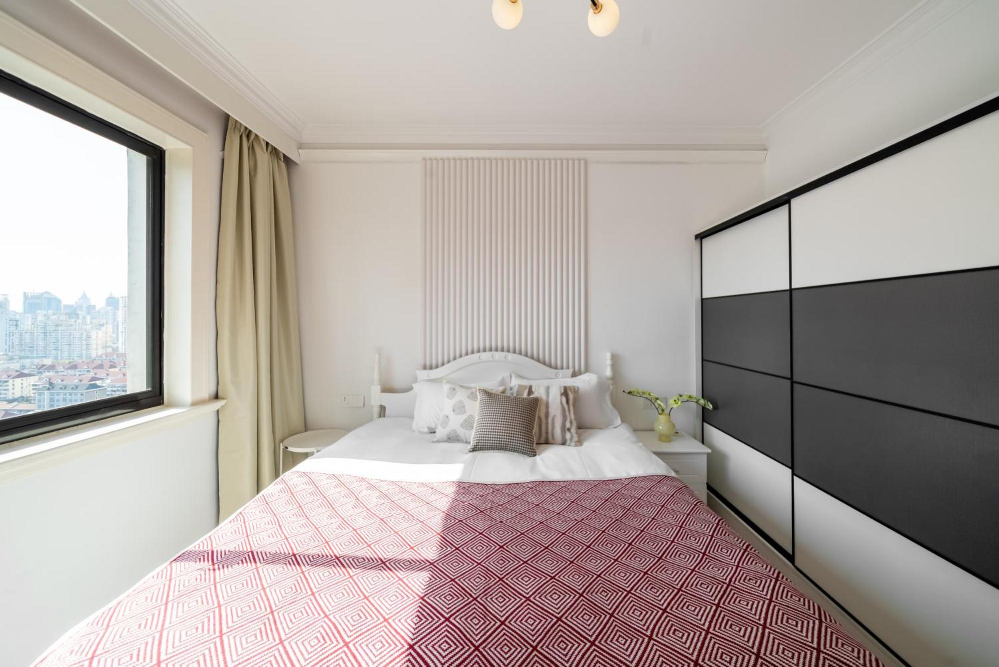 Downtown Yi Du - Near Jing'an Temple Subway 200 Meters And Shopping Mall Apartment