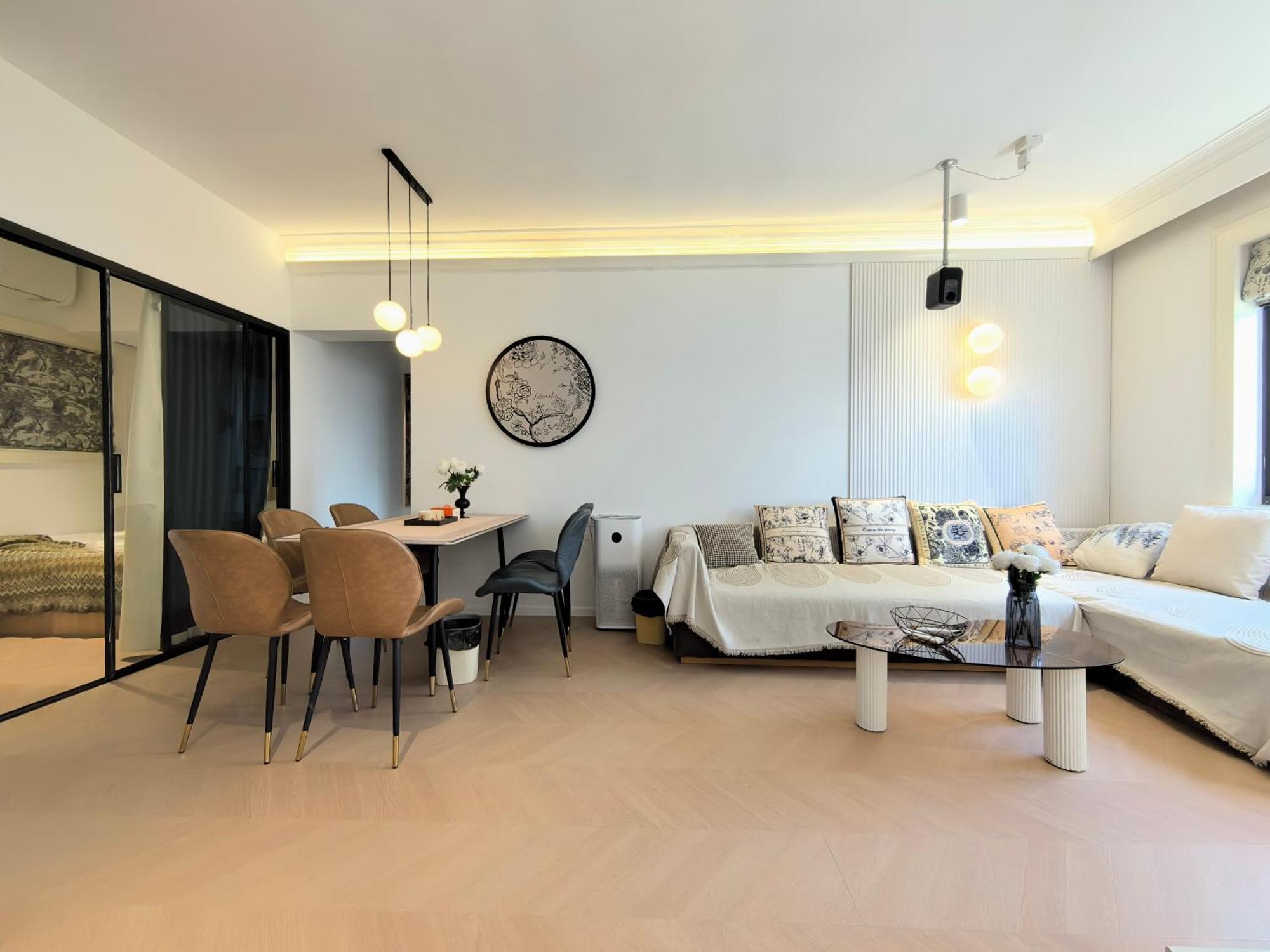 Downtown Yi Du - Near Jing'an Temple Subway 200 Meters And Shopping Mall Xangai